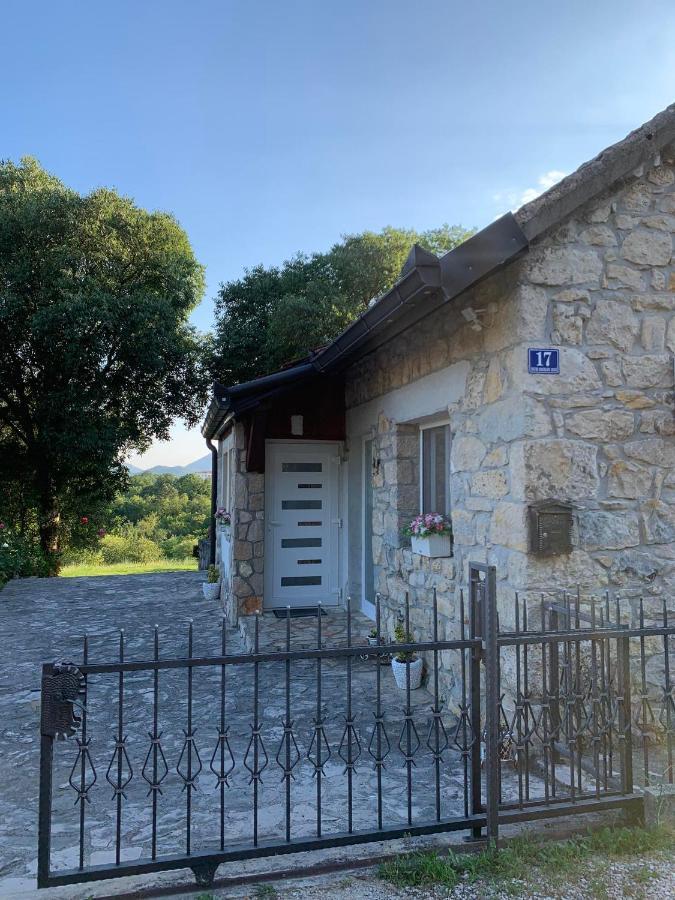 Kuca Za Iznajmljivanje Andrija Ljubuski Bagian luar foto